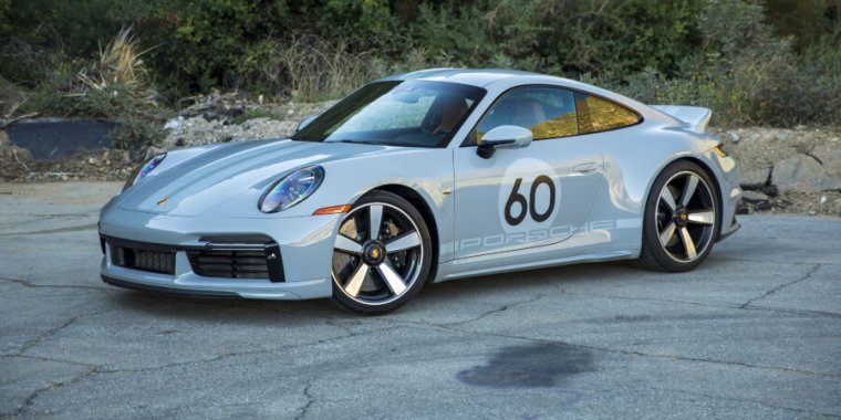 Porsche summons old-school cool with the 2024 911 Sport Traditional